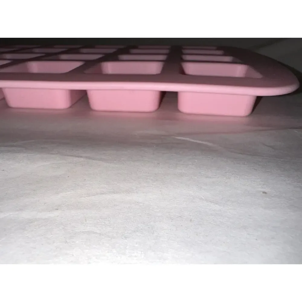 New W/O Tags Pink 24 Cavity Silicon Ice Cube Mold Soap Candle DIY Clay Resin